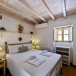 Flh Lagos Cozy House